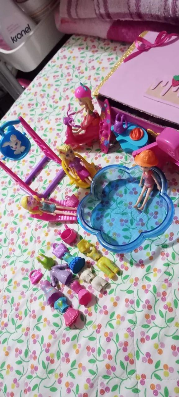 Kit Dia na piscina da boneca Polly  - Foto 2