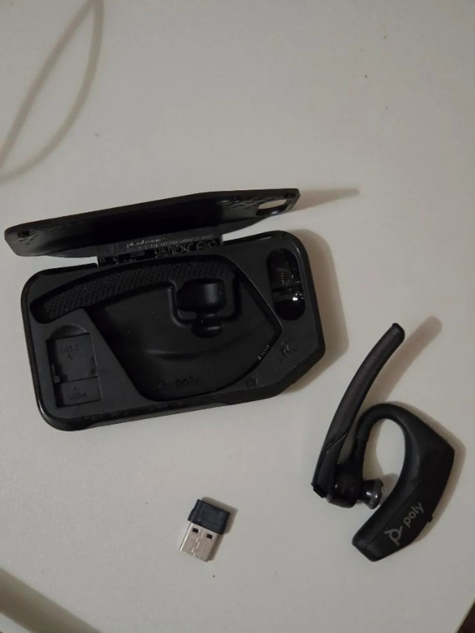 Fone Poly Voyager 5200