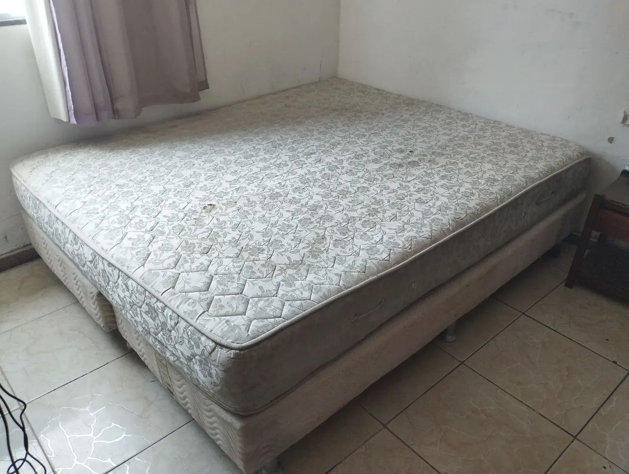 CAMA QUEEN SIZE USADA - Foto 4