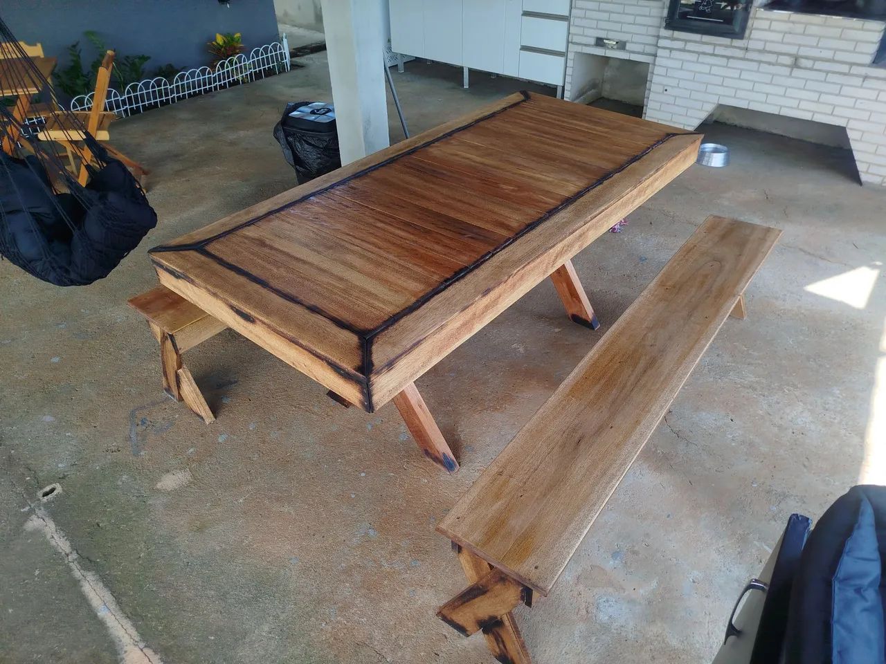 Mesa Rústica de 2 m x 90 cm em madeira de Cedro 
