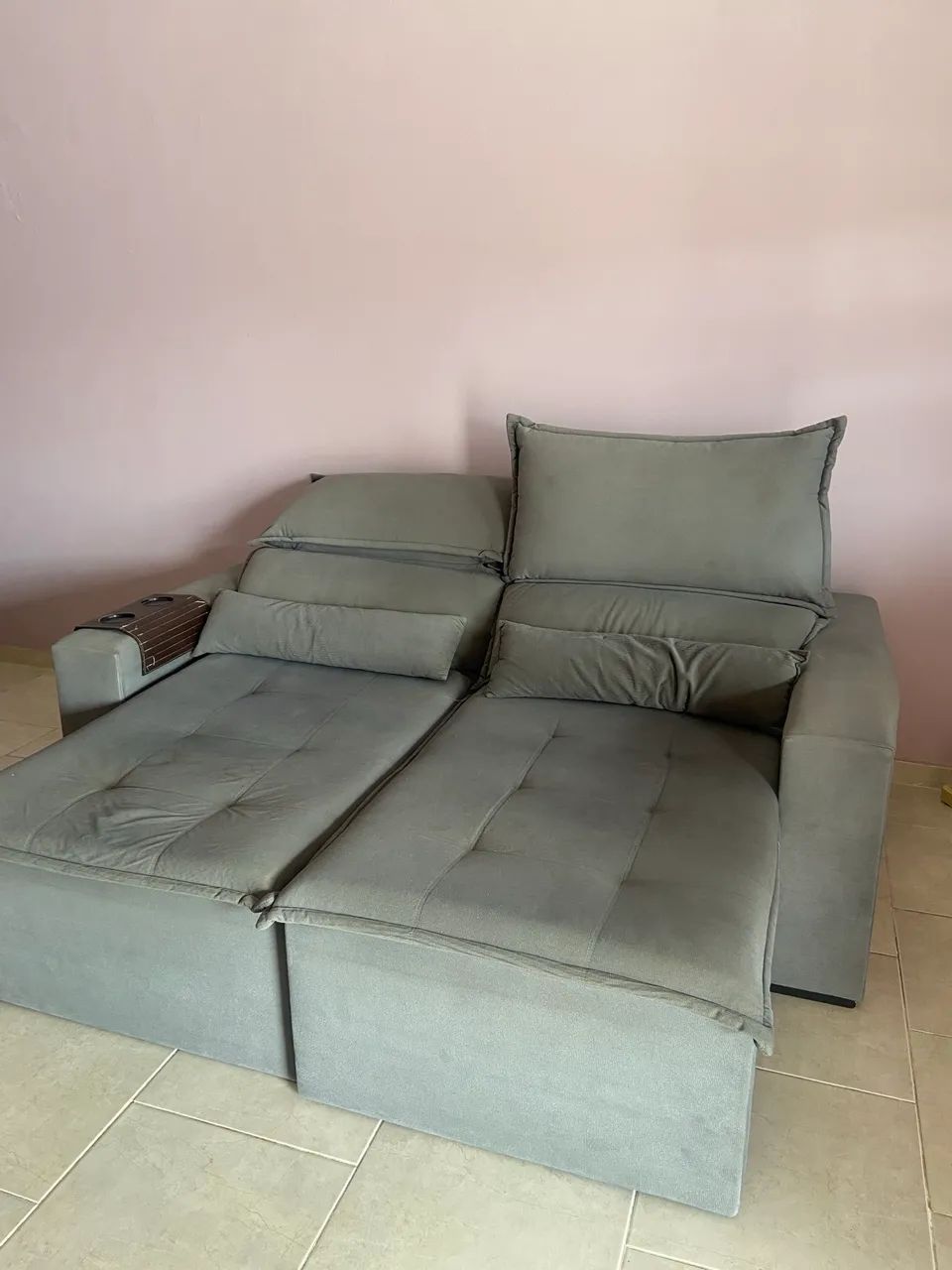 Sofá Retrátil e Reclinável Cinza - Foto 2