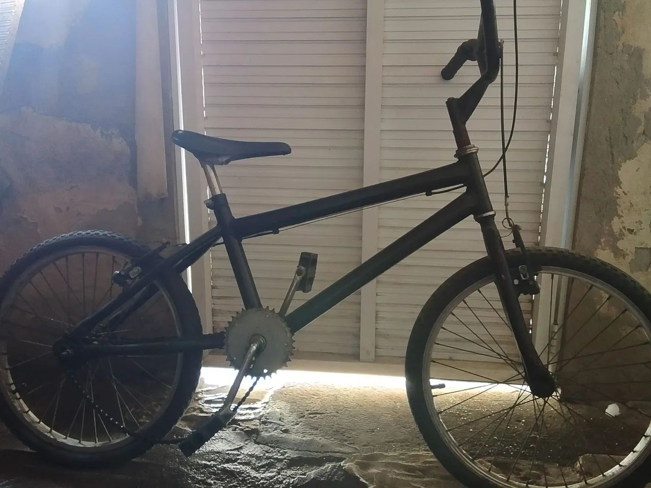 Bicicleta preta Aro 20  - Foto 3