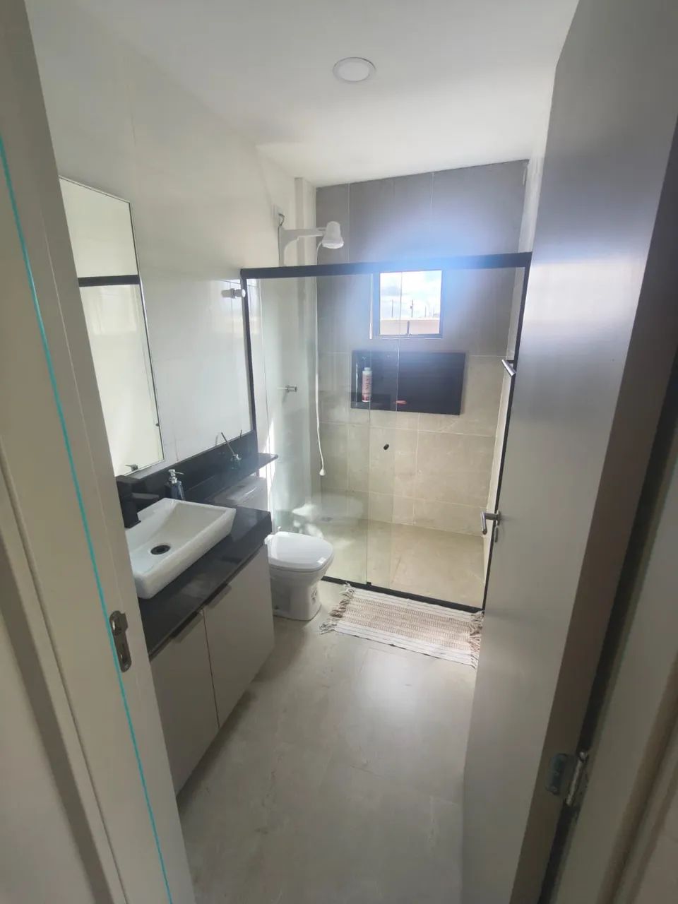 Alugo casa em condomínio com projetados e energia solar todas as despesas inclusas - Foto 7