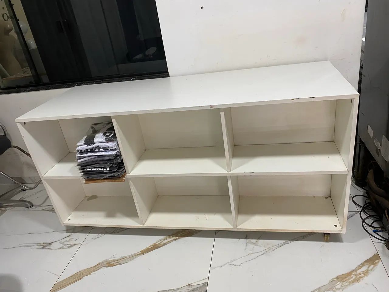 balcão colmeia para loja - Foto 2
