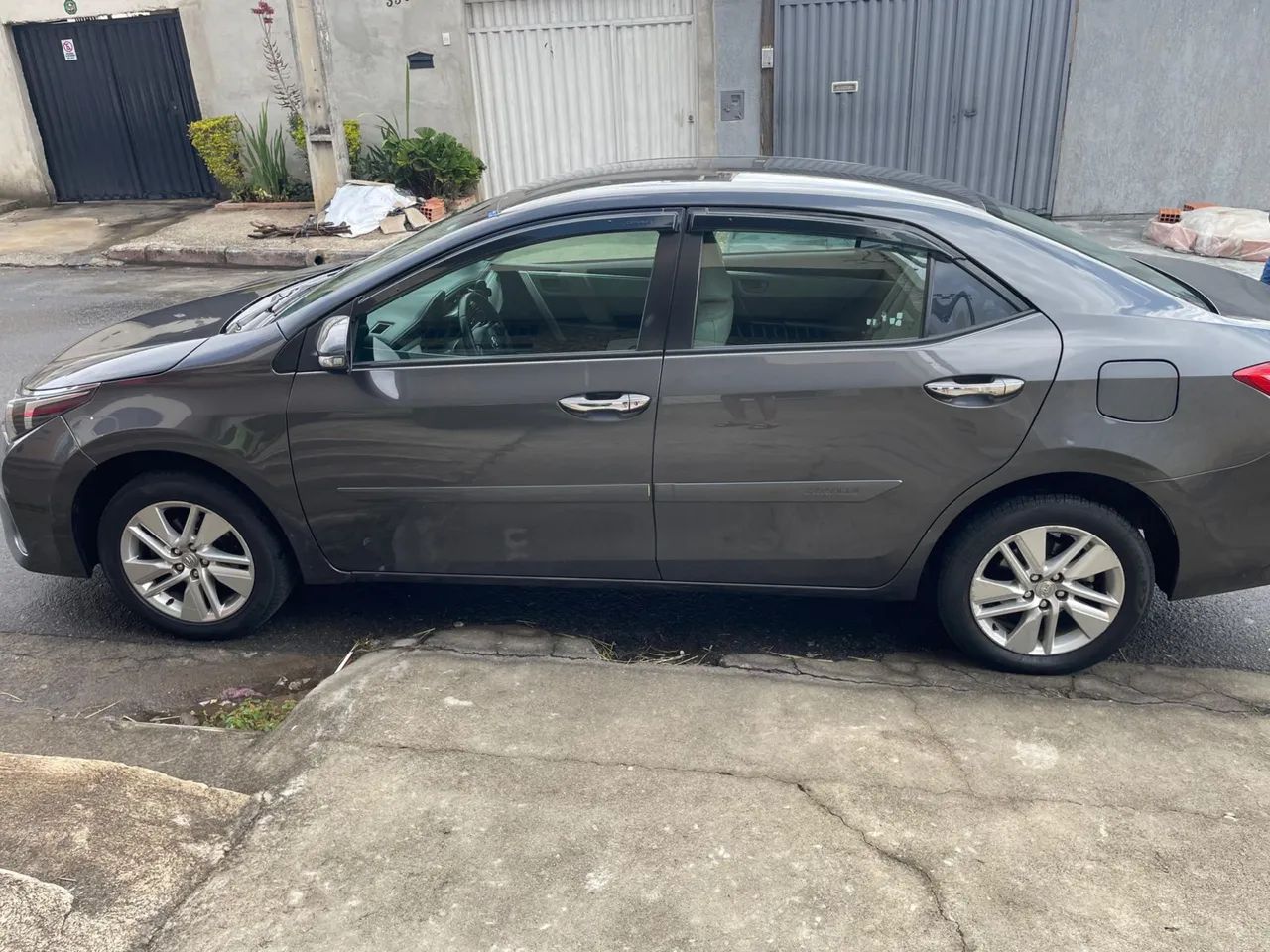 Toyota Corolla GLI 1.8 Flex 16V Aut. 2017 - Foto 6