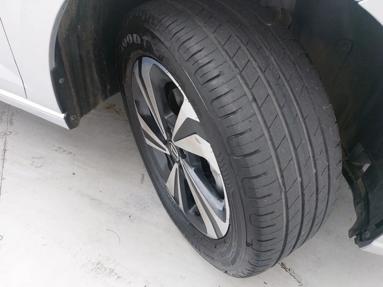 Volkswagen Virtus TSI 1.0 Flex 12V 4p Aut., foto 13 de 18