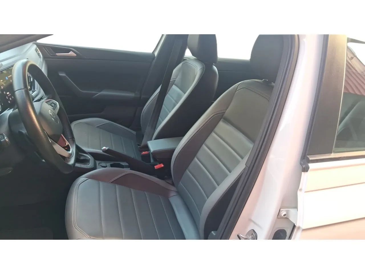 Volkswagen Nivus Highline 1.0 200 TSI Flex Aut., foto 11 de 14