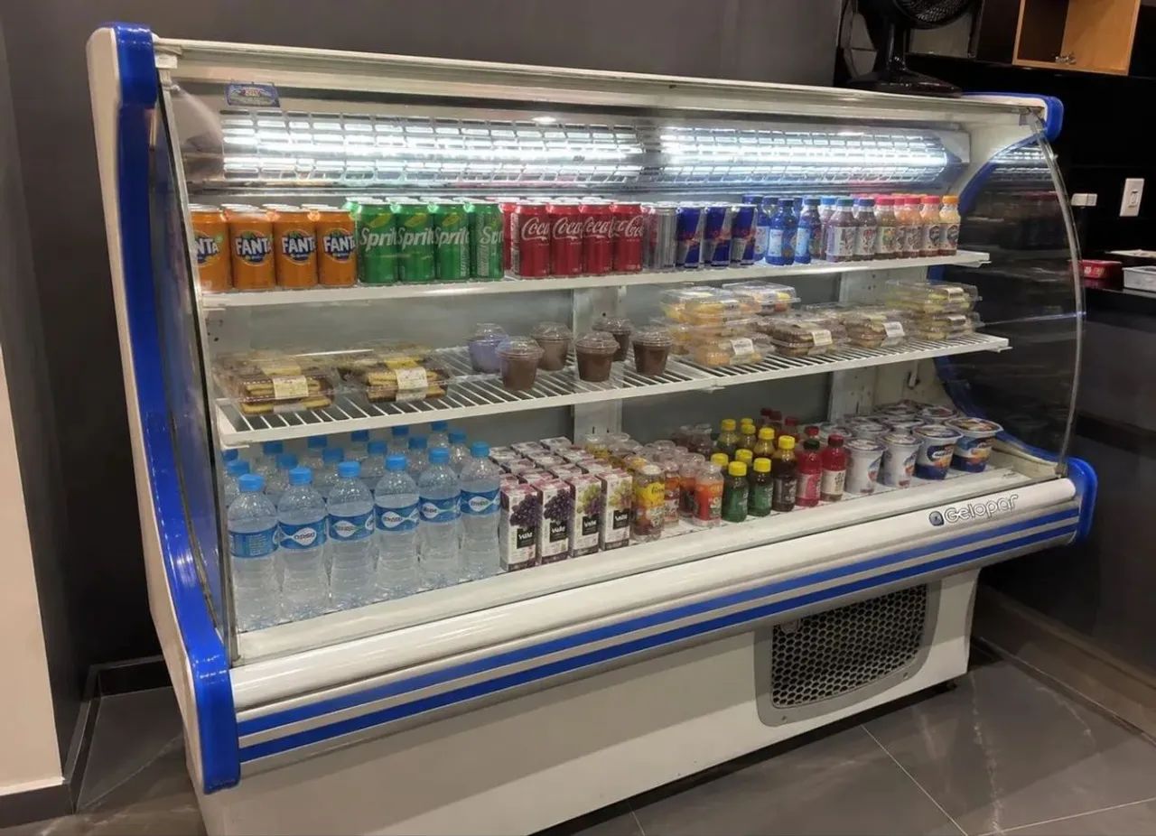 Vitrine Expositora Refrigerada 140cm
