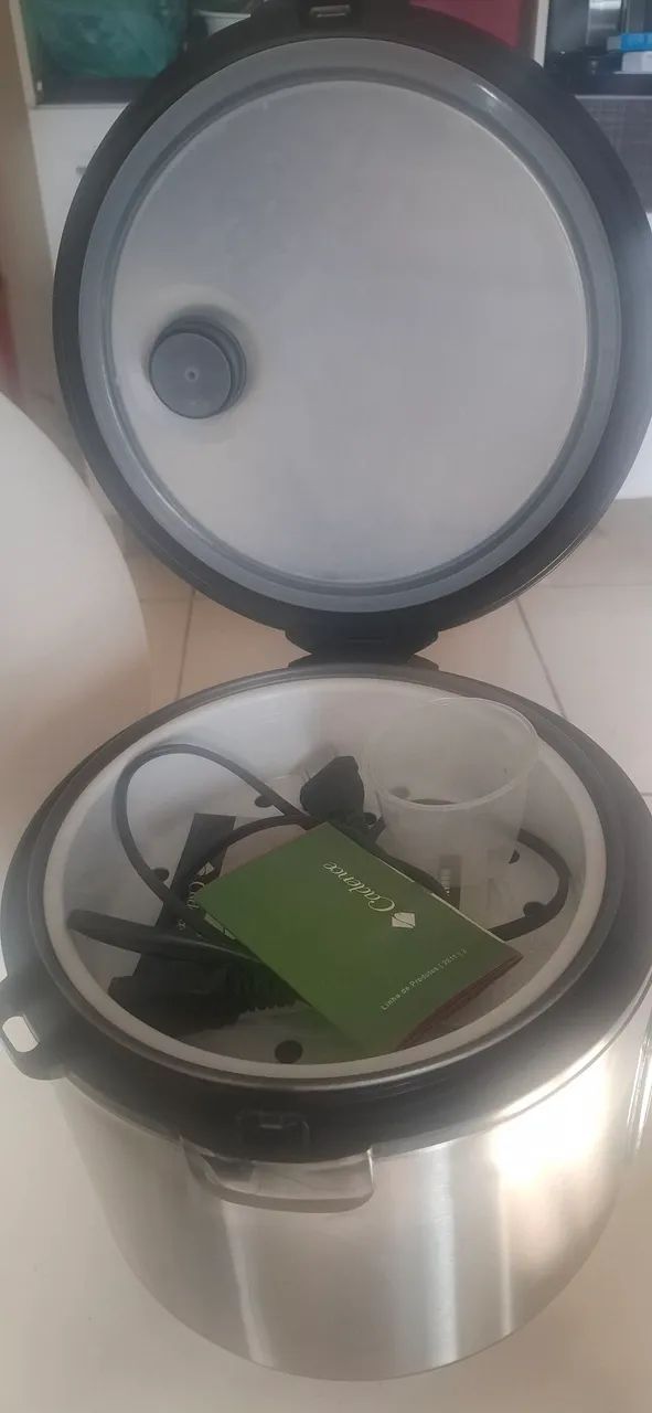 Vendo panela de arroz  220v  tamanho  grande nunca  foi usada, ideal  para restaurante. - Foto 5