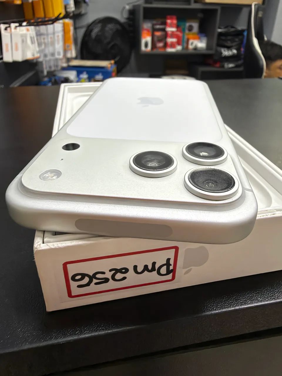 iPhone 17 pro Max silver 256GB - Foto 2