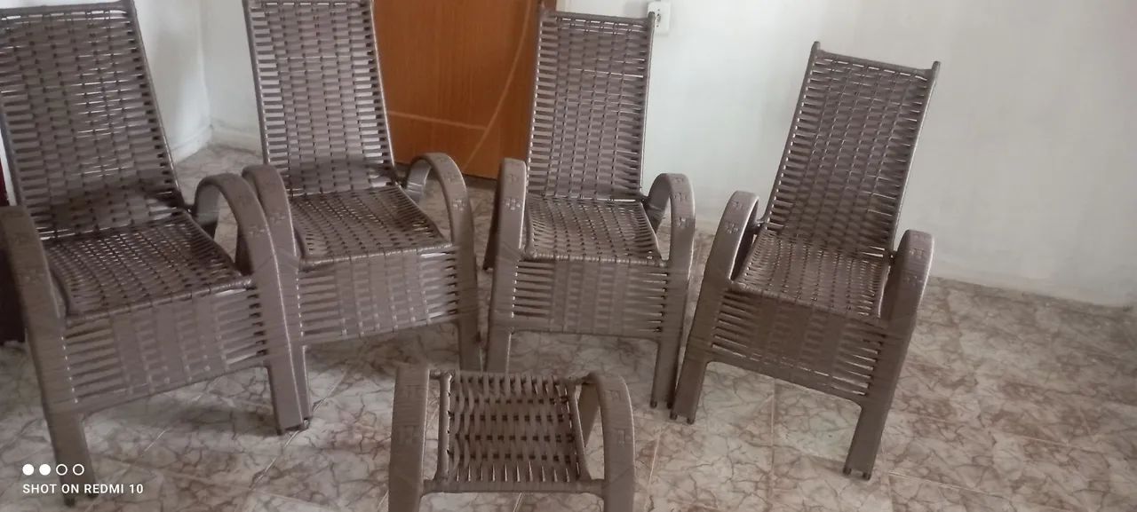 Conjunto cadeira com centro