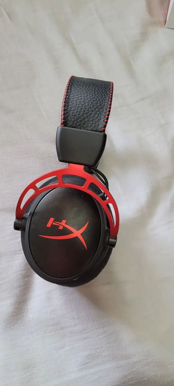 Fone HyperX cloud-300hrs de bateria- wireless - Foto 2