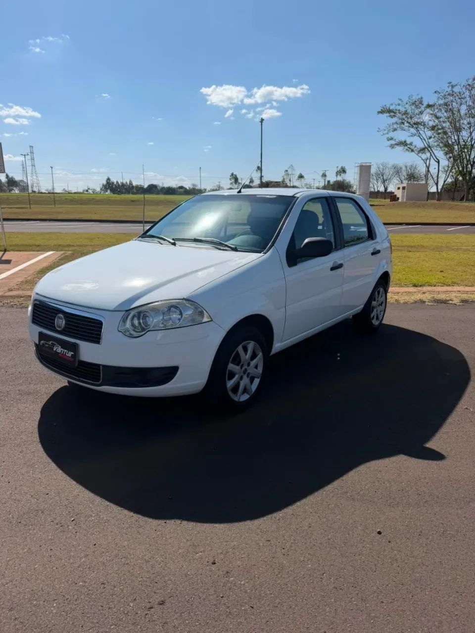Fiat Palio Week. Attractive 1.4 Fire Flex 8V 2011