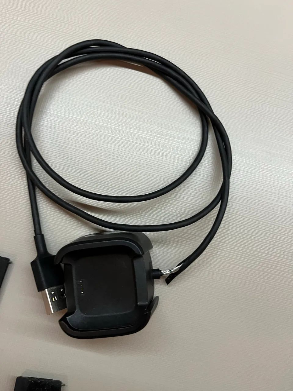 Relógio Smartwatch Fitbit Versa - Foto 4