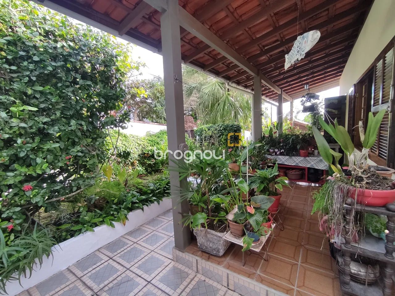 BROGNOLI VENDE - CASA RESIDENCIAL COM 5 DORMITÓRIOS, SENDO 2 SUÍTES - SAMBAQUI - Foto 5