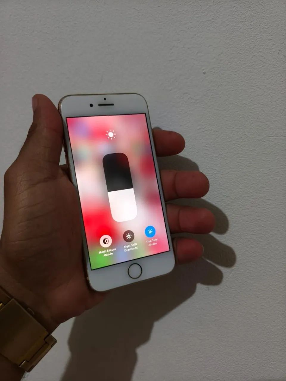 Iphone 8 semi-novo  - Foto 5