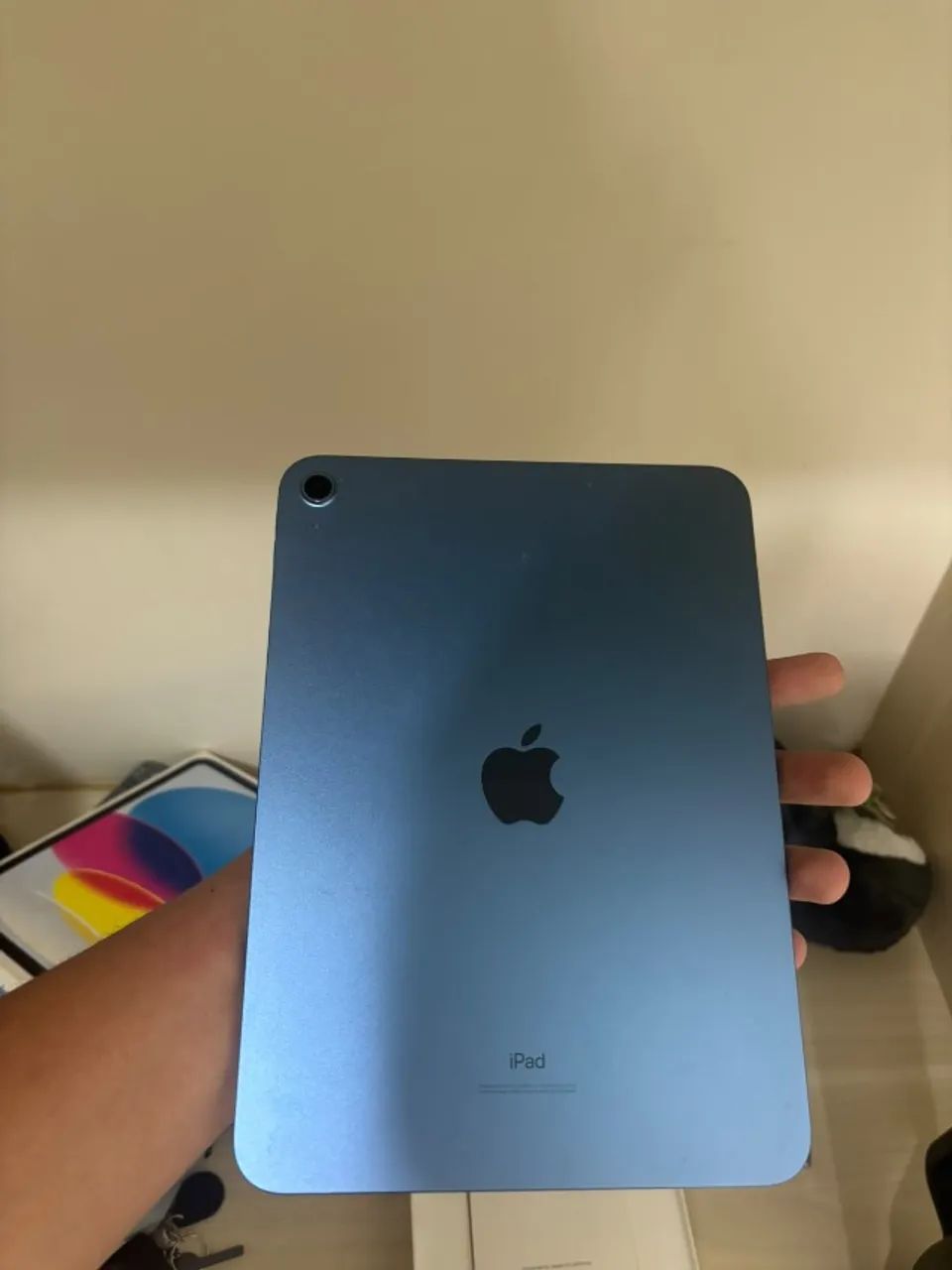IPAD 10 64GB SEMINOVO COM CARREGADOR ORIGINAL