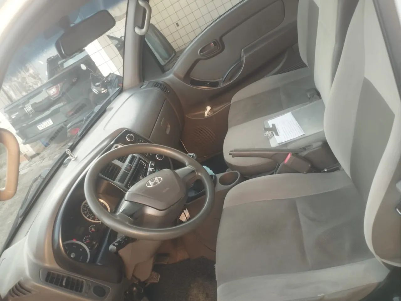 VENDO HR BRANCO BAÚ ÚNICO DONO - Foto 4