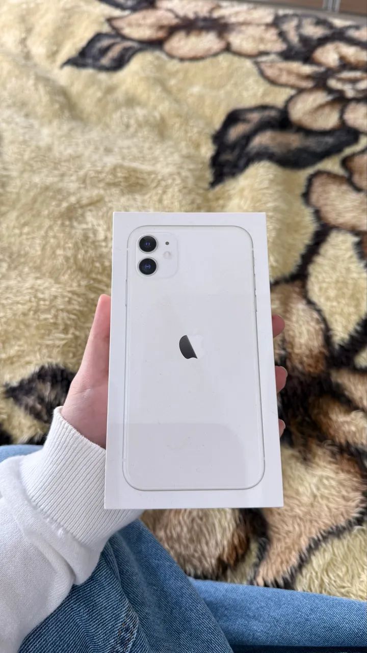 iPhone 11