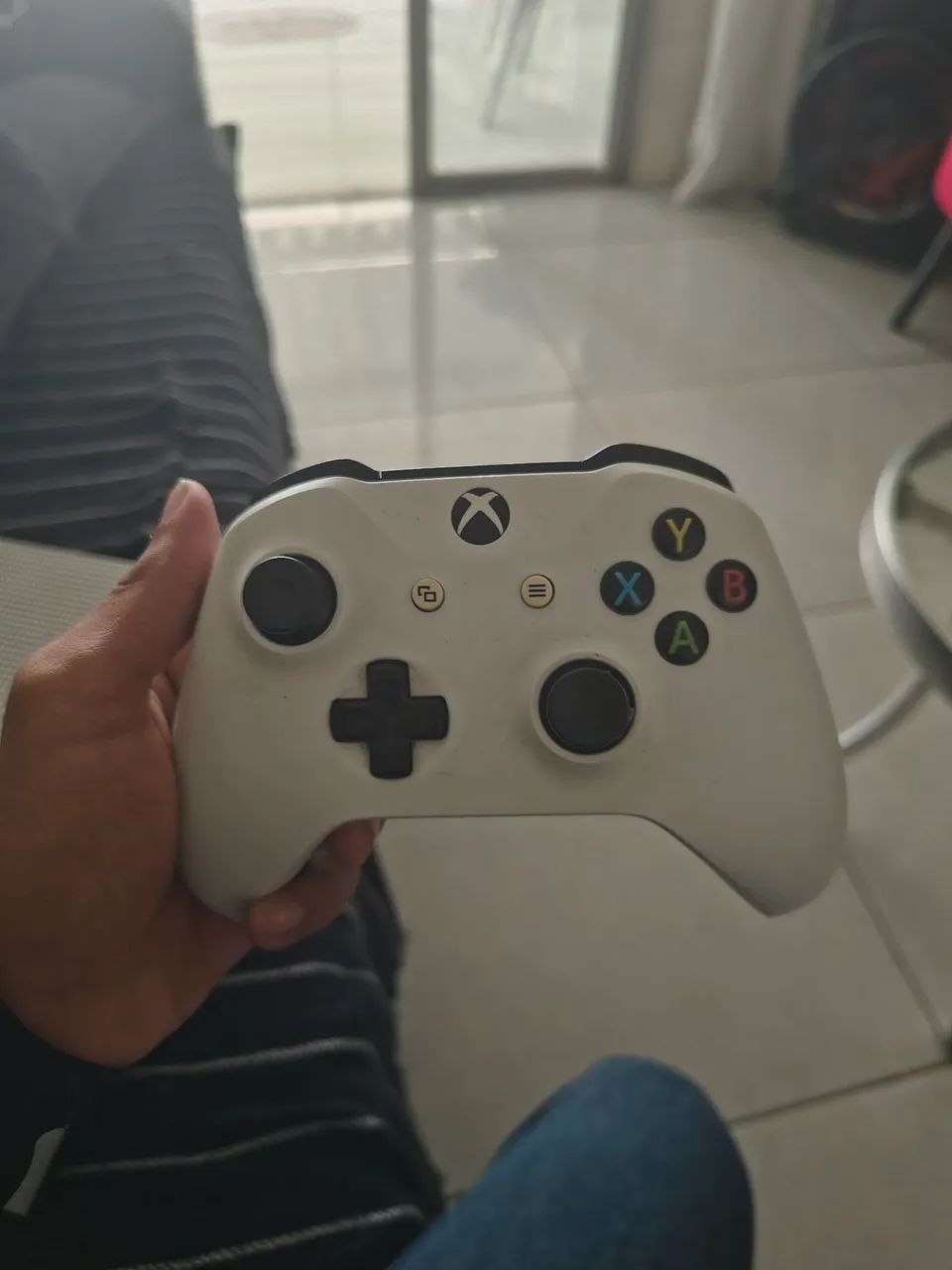 Xbox One S 1TB - Foto 3