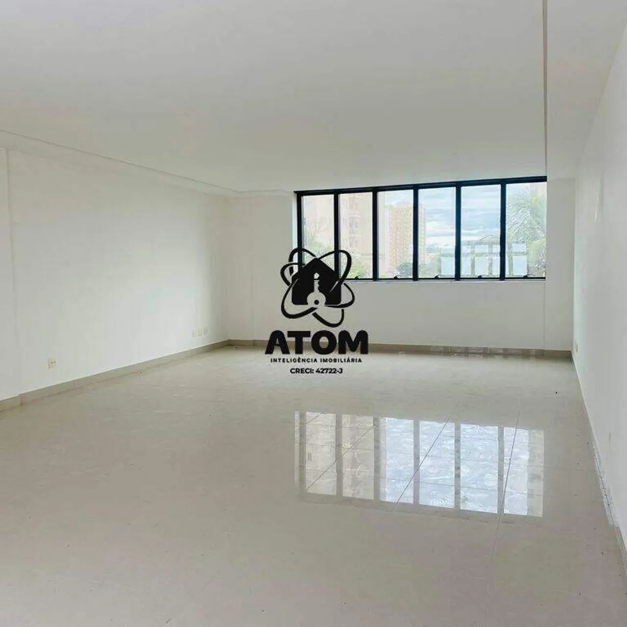 Sala comercial a venda no edifício Blue Office no Centro