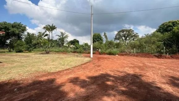 Terreno parcelado com o proprietário- Entrada facilitada
