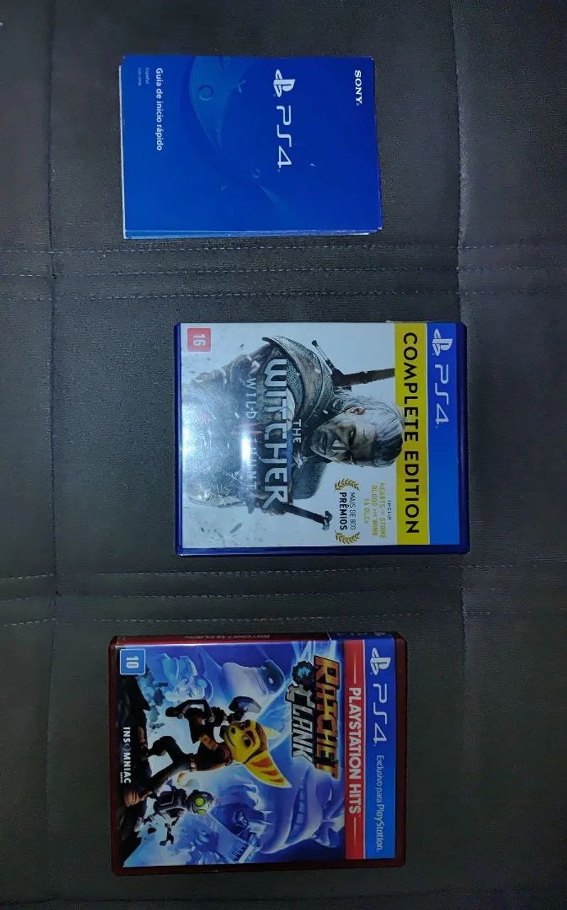PS4 + 2 Manetes e 2 jogos - Foto 3