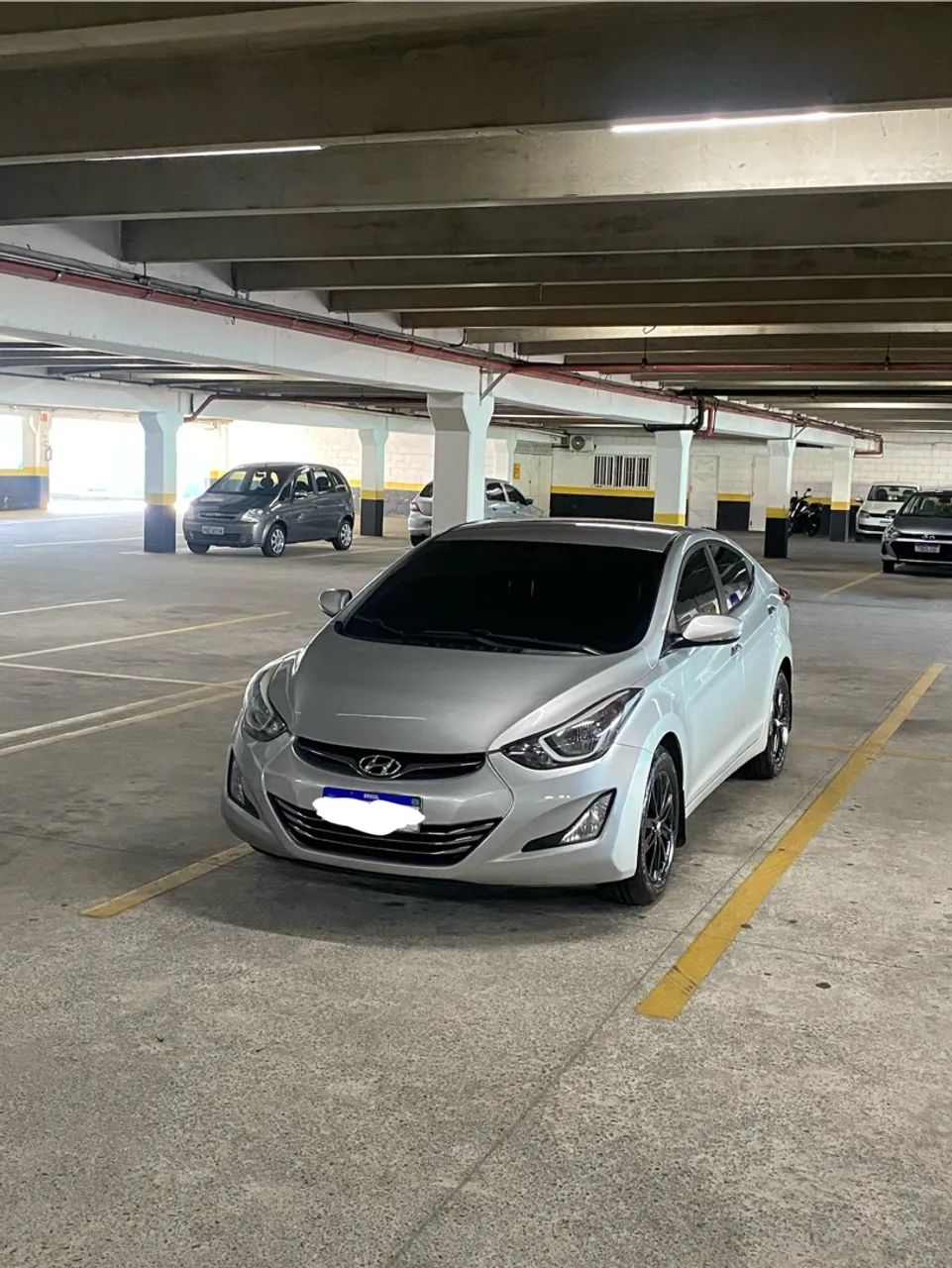 Hyundai Elantra 2.0 16V FLEX AUT. 2015