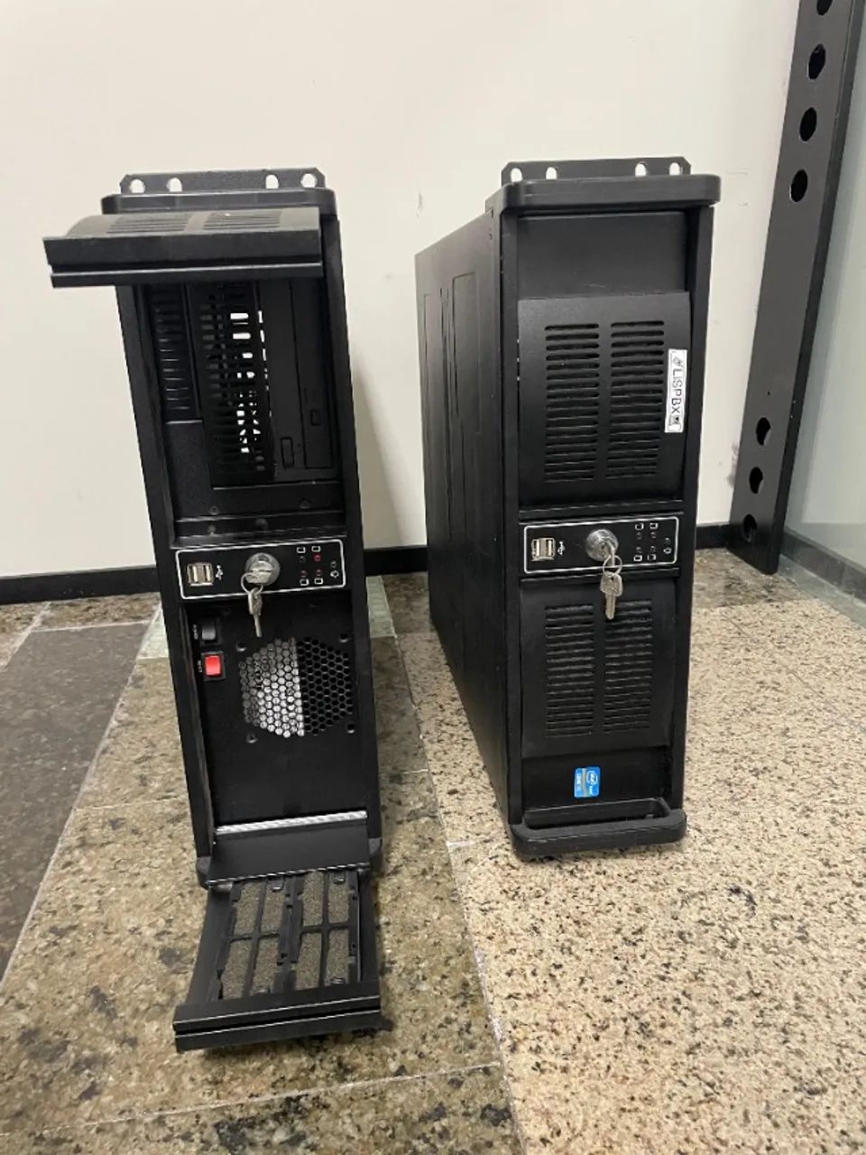 Gabinete slim rack para servidor - Foto 2