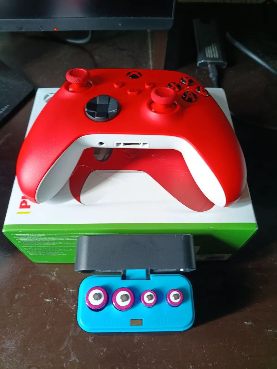 Controle Xbox séries x/e one e Pc pulse red - Foto 2