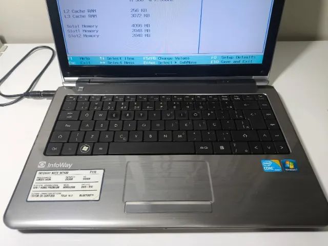 Notebook Itautec W7430 Intel Core i3 4GB RAM Para Conserto ou Retirada de Pecas - Foto 3