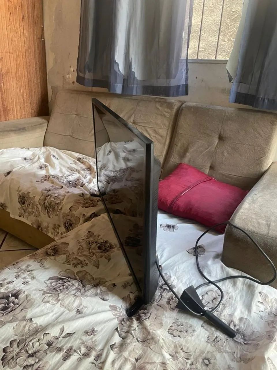 Vendo TV Samsung smart  - Foto 2