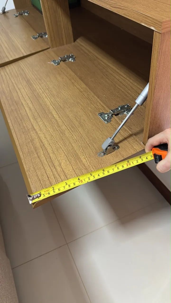 Painel para TV com armário  - Foto 2