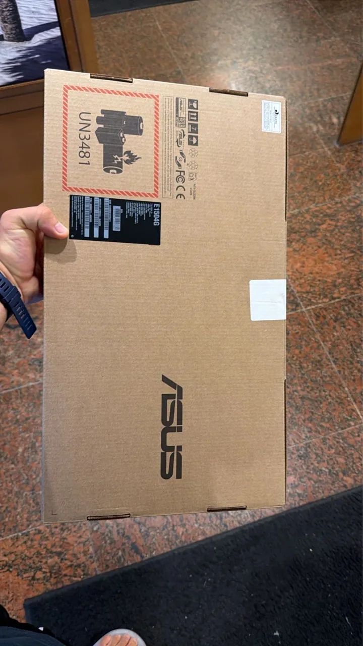 Notebook Asus lacrado - Foto 2