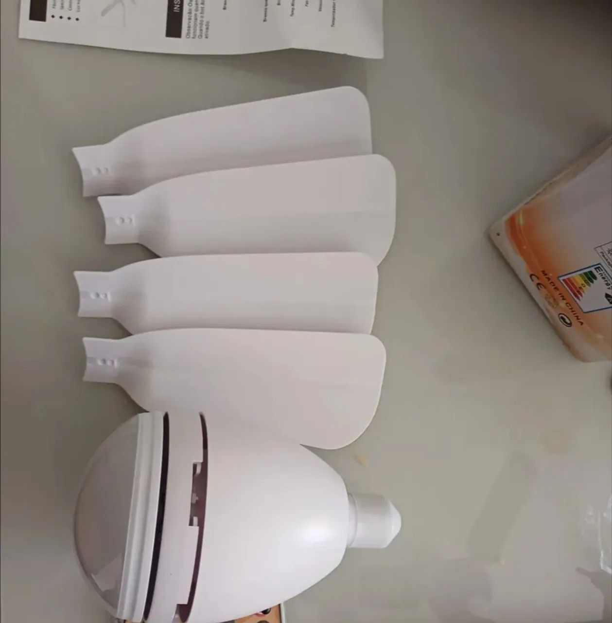 ? Lâmpada com Ventilador de 5 Pétalas - Foto 4