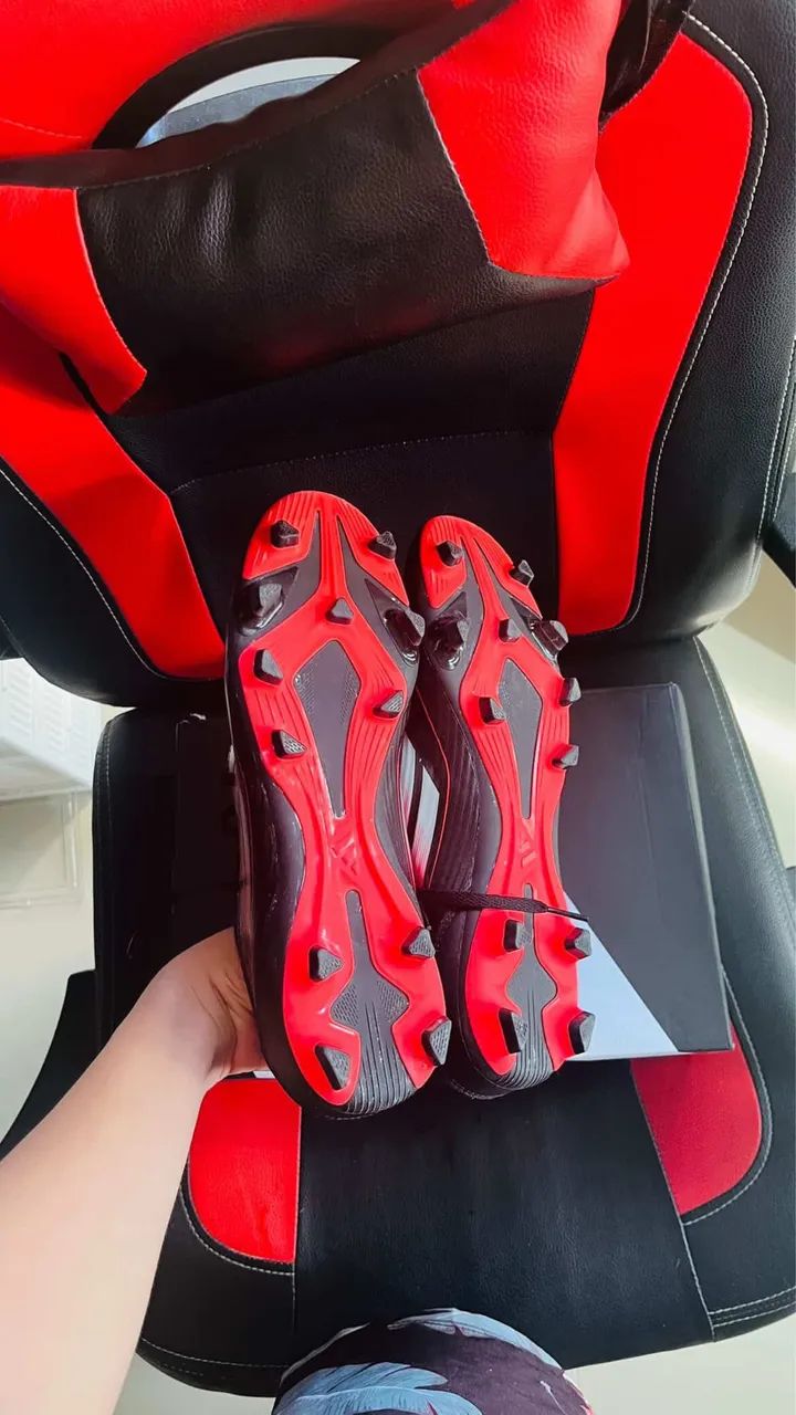 Chuteira f50 adidas tamanho 42  - Foto 5