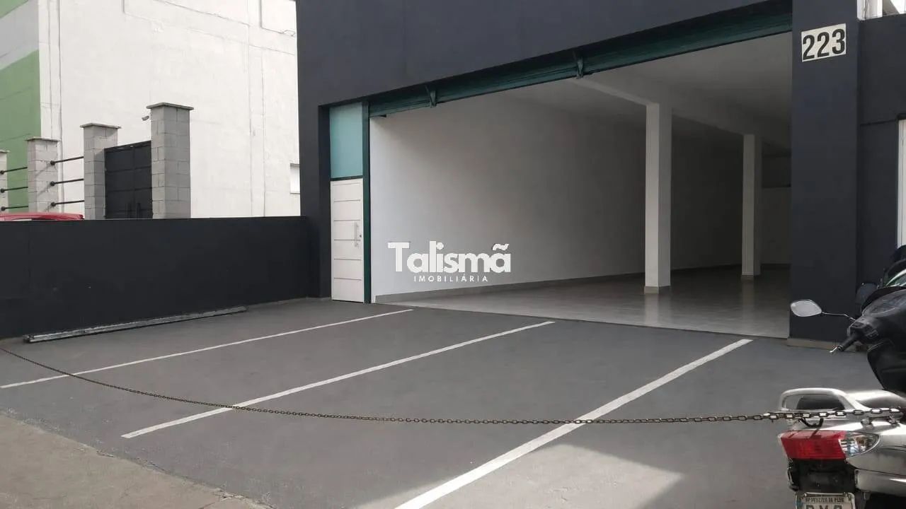 LOJA COMERCIAL TÉRREA - RUA MOVIMENTADA - VAGA DE GARAGEM - ITAPECERICA - Foto 5