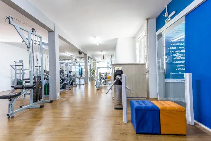 Academia e estúdio de pilates completos