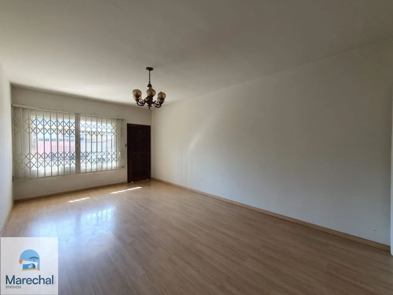 TERRENO COM 504m² | RESIDÊNCIA AVERBADA COM 211m² | HAUER - Foto 3