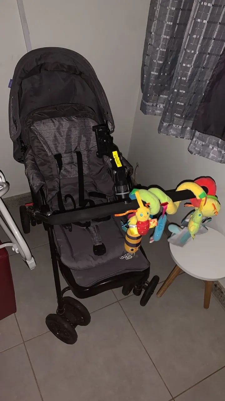 Vendo kit bebê conforto e carrinho 