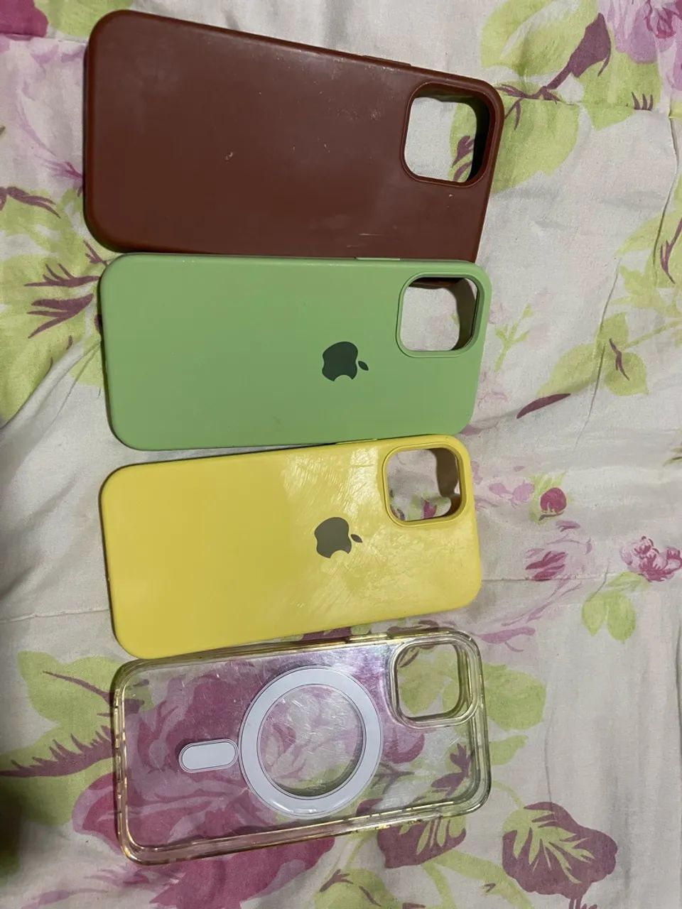 Capinhas 12 pro 