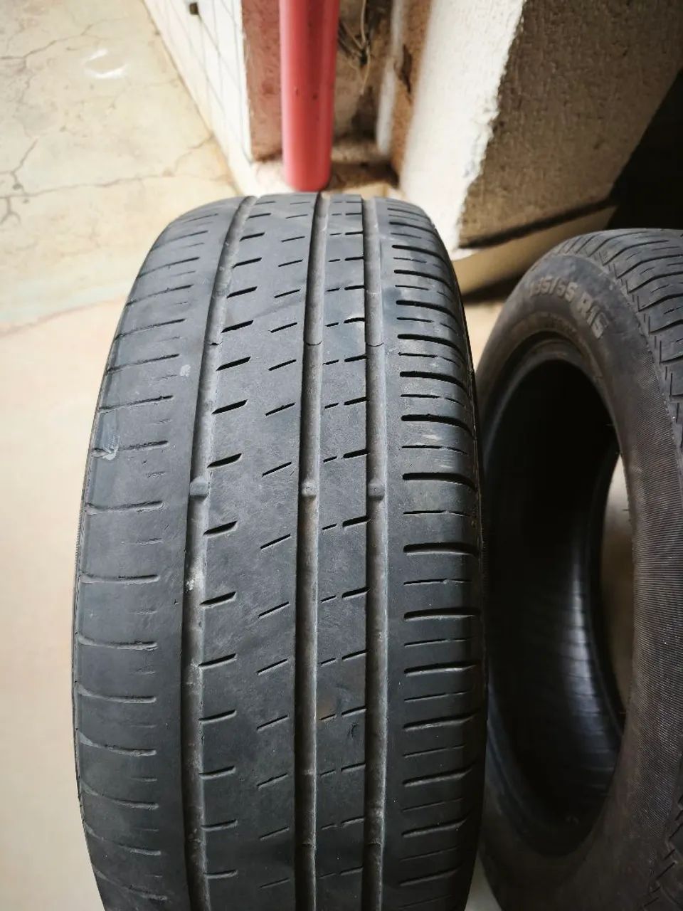 Pneu usado de carro 195/55/16