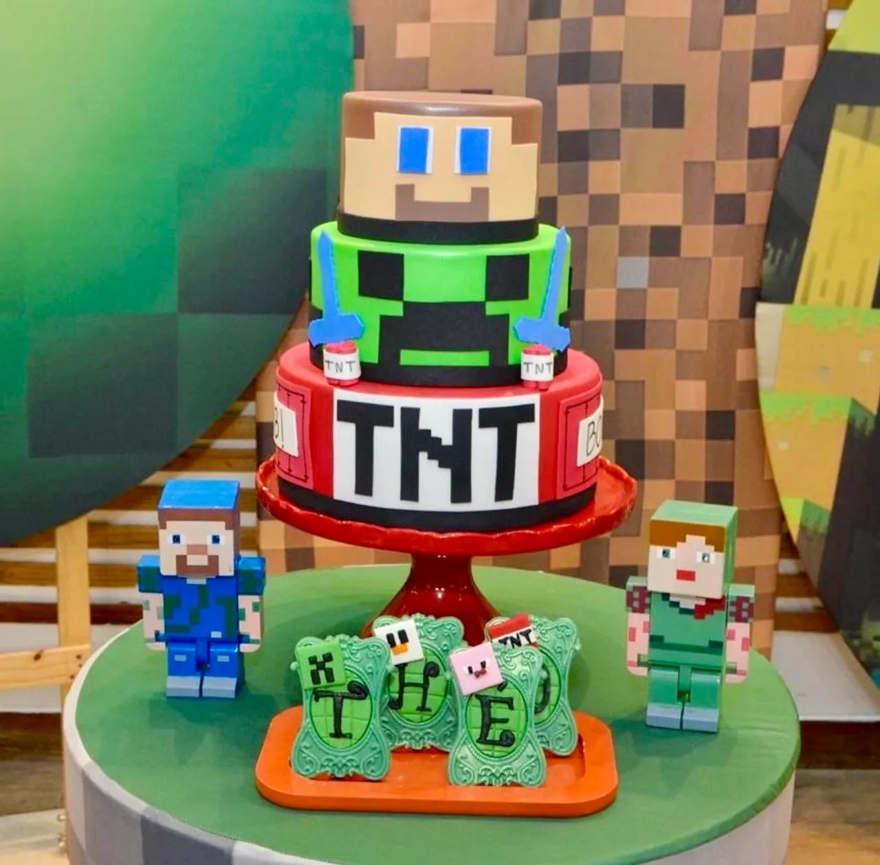 Minecraft - bolo de EVA