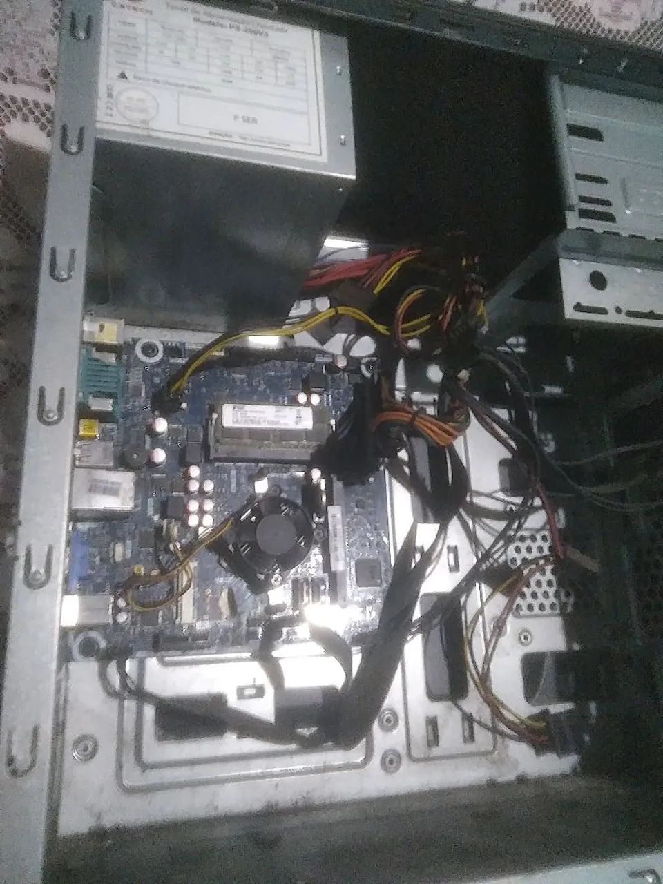 Cpu DDr3 com 4Gb + Fonte - Foto 4
