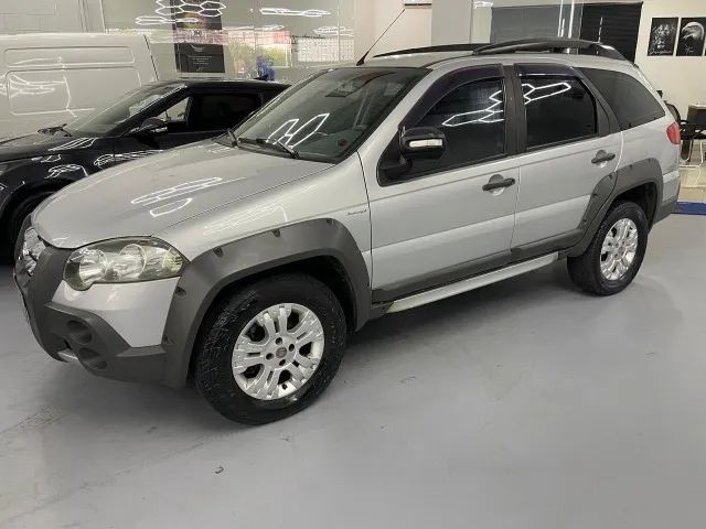 Fiat Palio Week.adv.lock.dualogic 1.8 Flex 2012