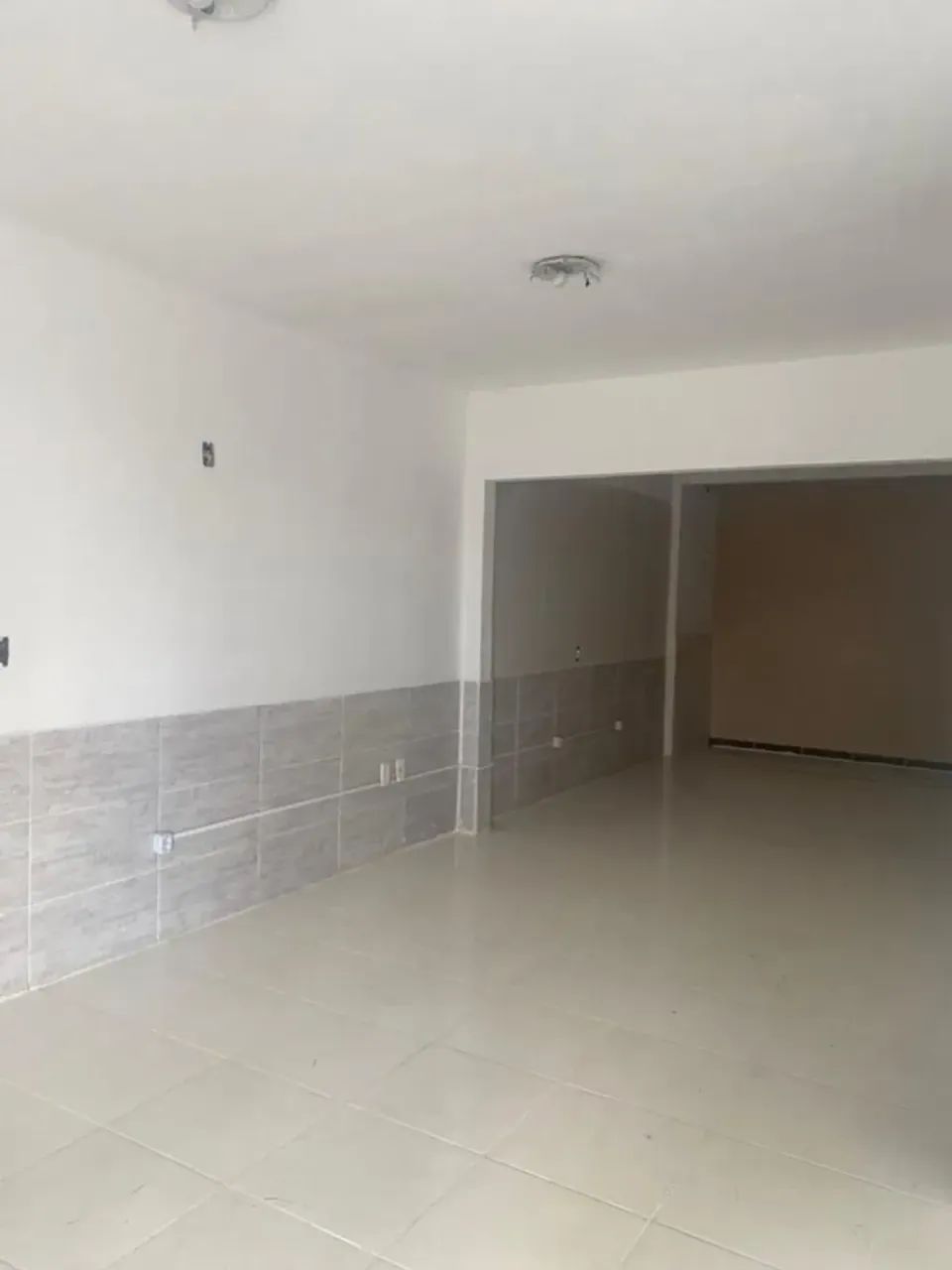 ALUGA-SE PONTO COMERCIAL + CASA AOS FUNDOS NA UNIVERSITARIA - Foto 9