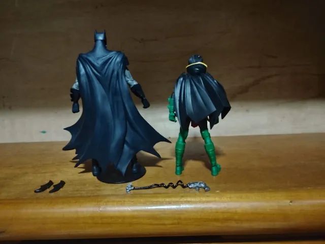 DC Multiverse - Modern Batman McFarlane Toys + Robin (brinde) - Foto 2