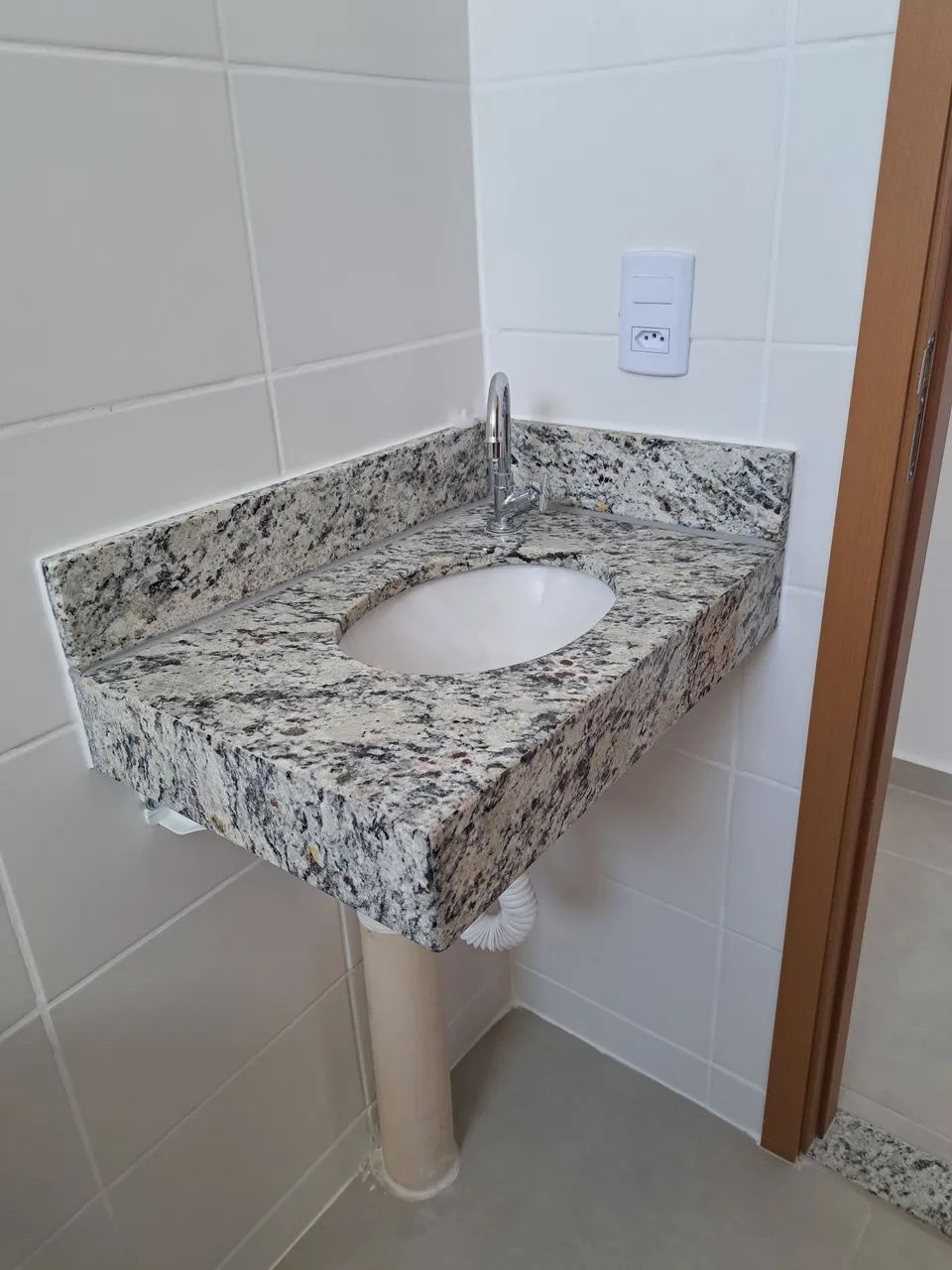 Bancada granito Cozinha e Banheiro  - Foto 3