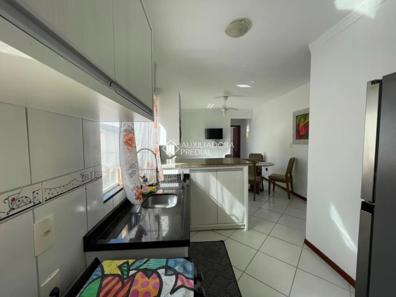 Apartamento mobiliado de 1 dormitório nos Ingleses - Foto 2
