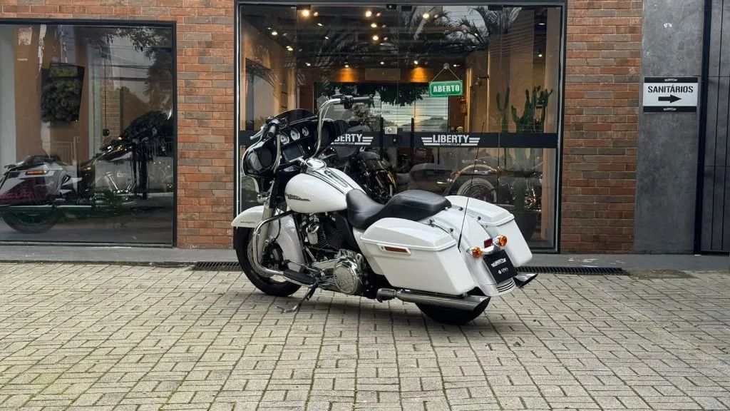 STREET GLIDE SPECIAL FLHXS - Foto 3